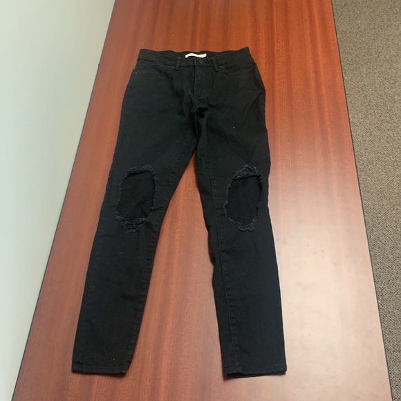 Levi’s 721 High-Rise Skinny - Picture 4 of 6